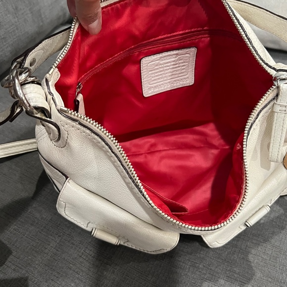 Coach Leather Hobo Shoulder Bag #22423 - Picture 10 of 12